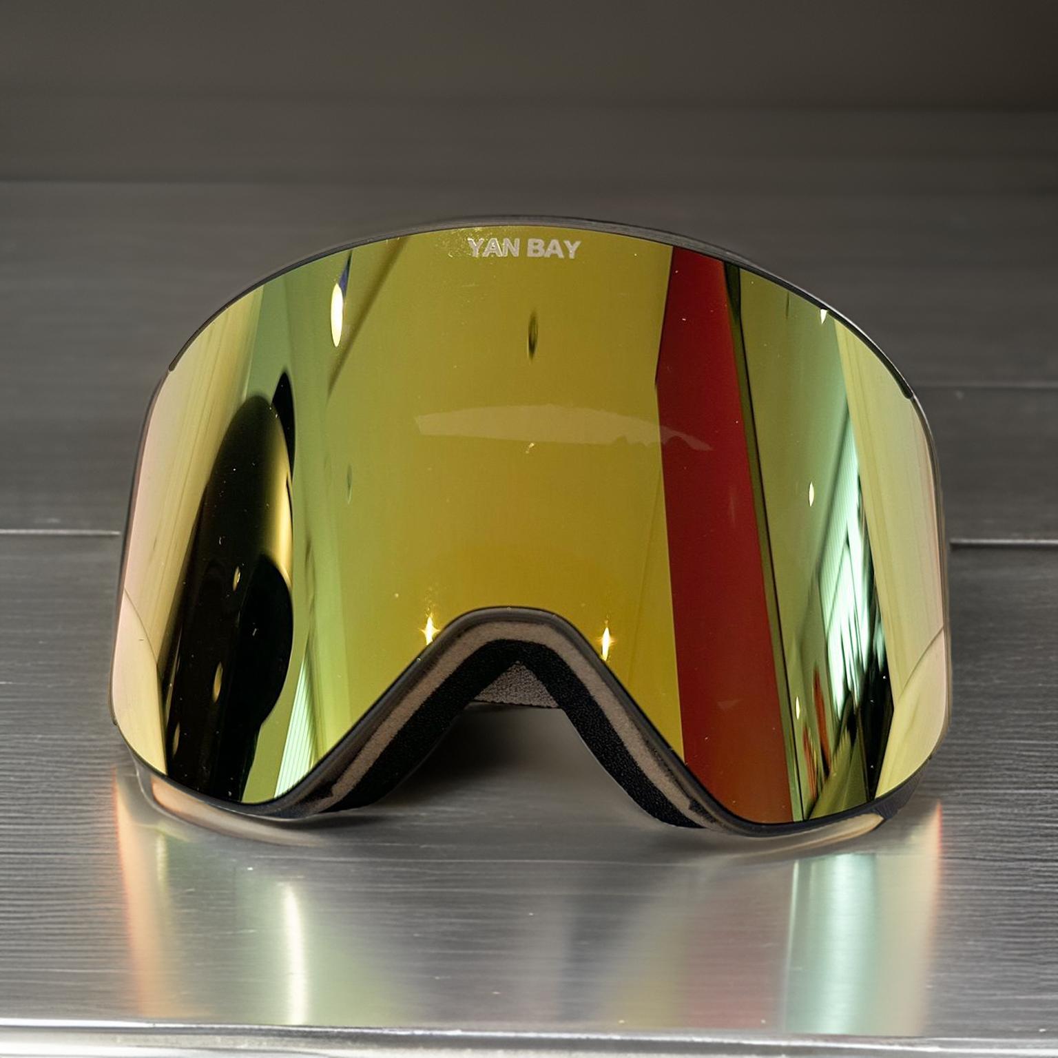 Skihelme und Protektoren mieten bei Burgener SKI Sport Saas-Grund